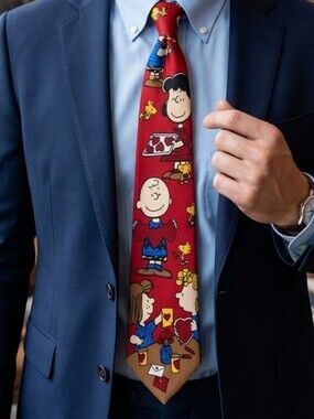 Peanuts Character Red Silk  Tie - Lucy, Charlie Brown & Woodstock